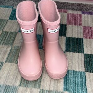 Toddler baby hunter pink rain boots used